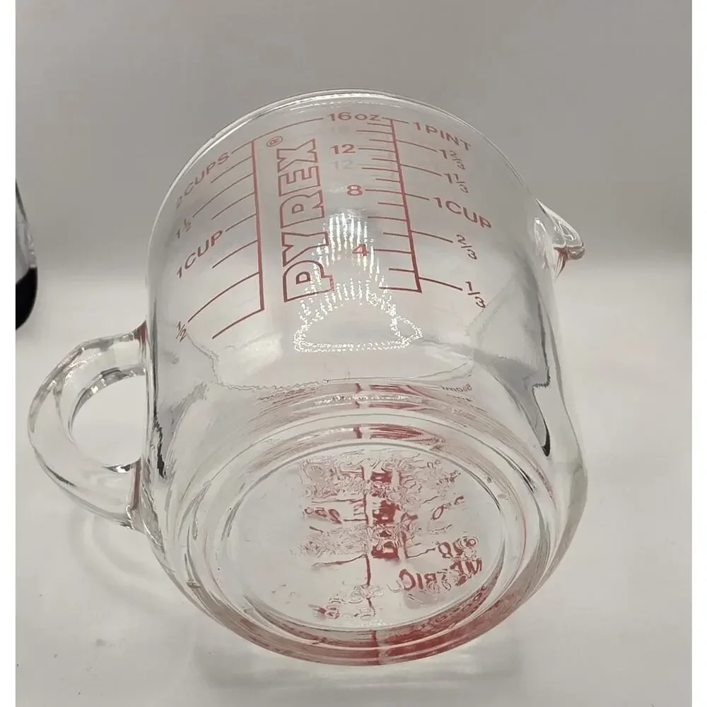 Vintage Pyrex 516 Red Letter D-Handle 2-Cup 16 oz Liquid Glass Measuring Cup USA